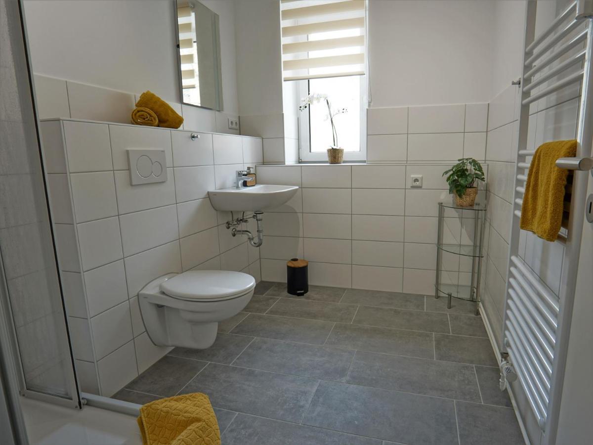 Appartement "Hogulu" Brandenburg, Balkon, Neustadt, Kueche, Wassernaehe - Parkplatz Inklusive à Brandenburg  Extérieur photo