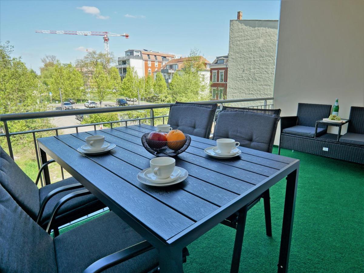 Appartement "Hogulu" Brandenburg, Balkon, Neustadt, Kueche, Wassernaehe - Parkplatz Inklusive à Brandenburg  Extérieur photo