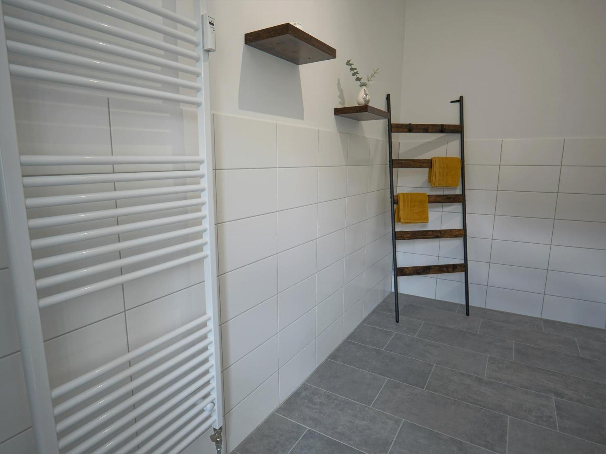 Appartement "Hogulu" Brandenburg, Balkon, Neustadt, Kueche, Wassernaehe - Parkplatz Inklusive à Brandenburg  Chambre photo