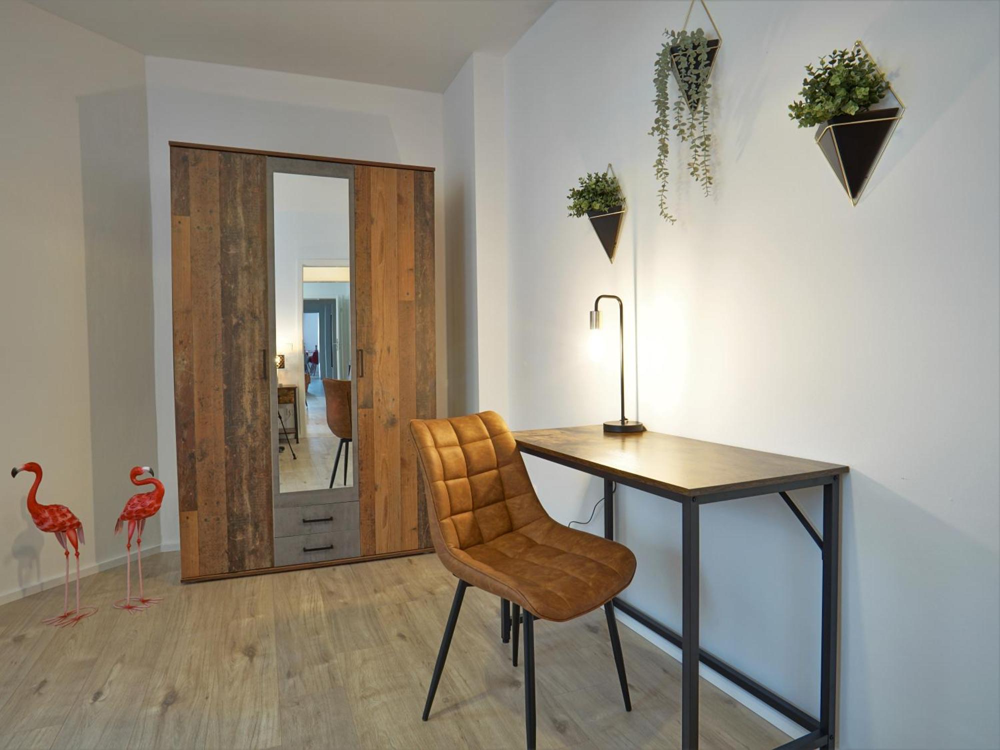 Appartement "Hogulu" Brandenburg, Balkon, Neustadt, Kueche, Wassernaehe - Parkplatz Inklusive à Brandenburg  Chambre photo