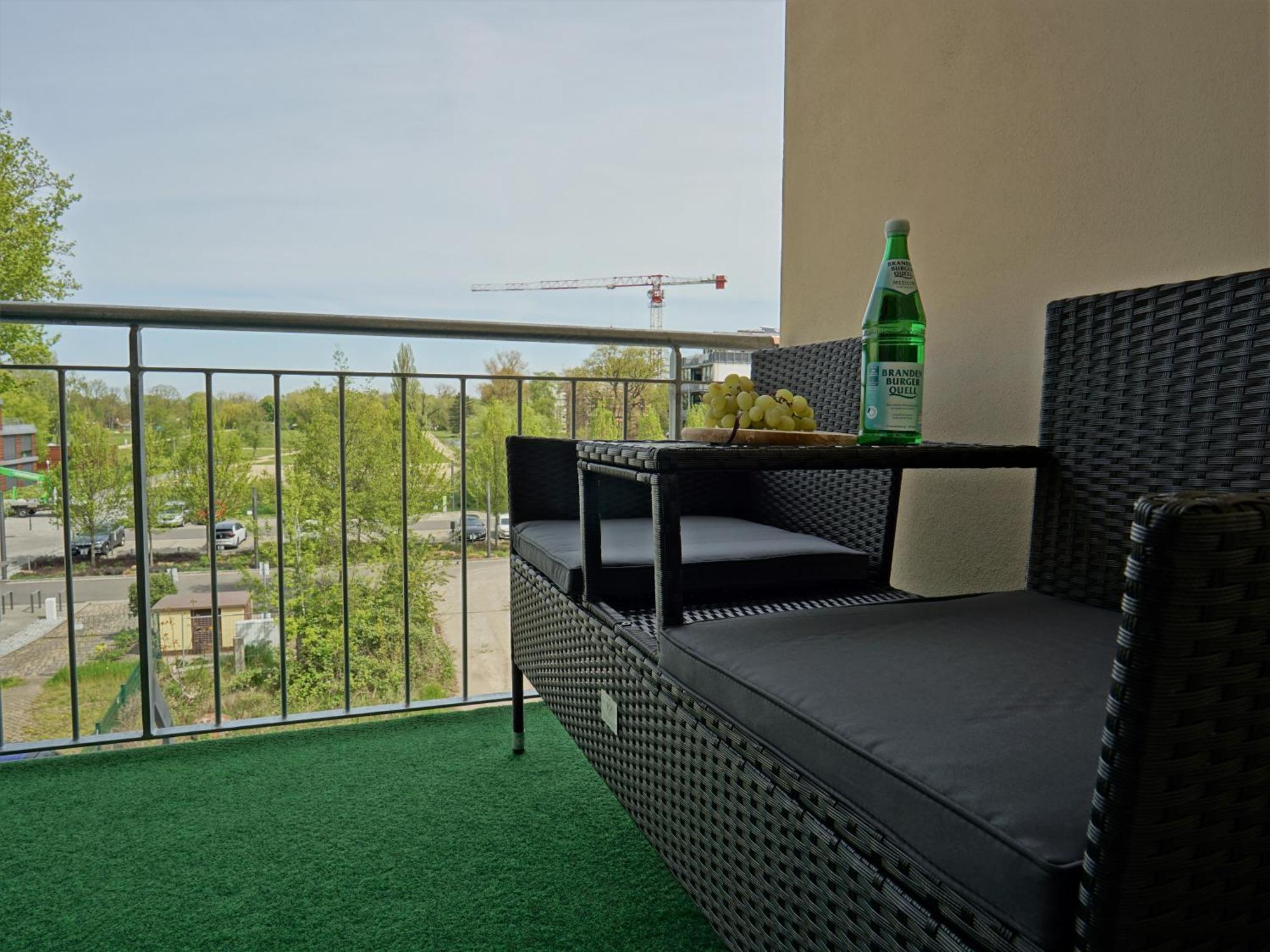 Appartement "Hogulu" Brandenburg, Balkon, Neustadt, Kueche, Wassernaehe - Parkplatz Inklusive à Brandenburg  Chambre photo