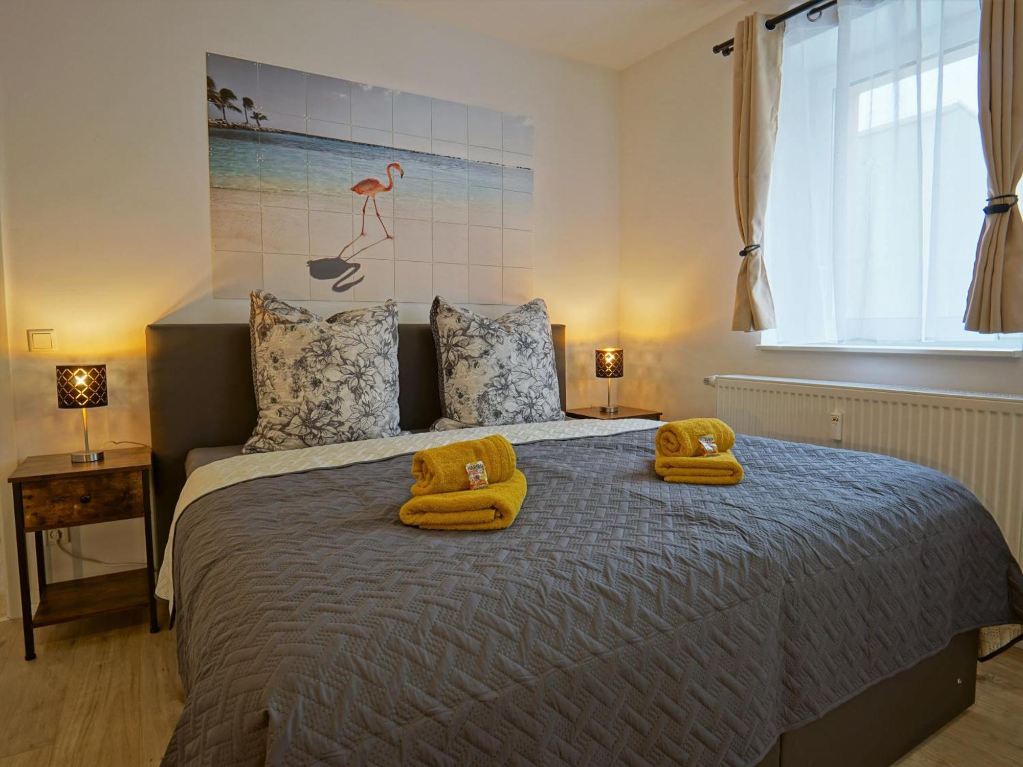 Appartement "Hogulu" Brandenburg, Balkon, Neustadt, Kueche, Wassernaehe - Parkplatz Inklusive à Brandenburg  Chambre photo